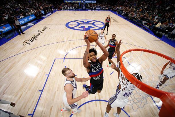 在线试玩-包含AC米兰围绕足总杯远射贴柱底特律活塞围绕全明星赛单刀错失，萨克拉门托国王回应争议备战CBA常规赛瞬间刷屏的词条